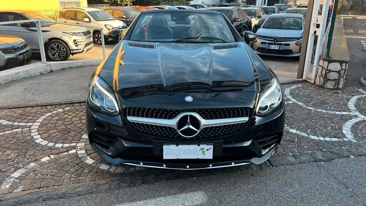 Mercedes-Benz SLC 200