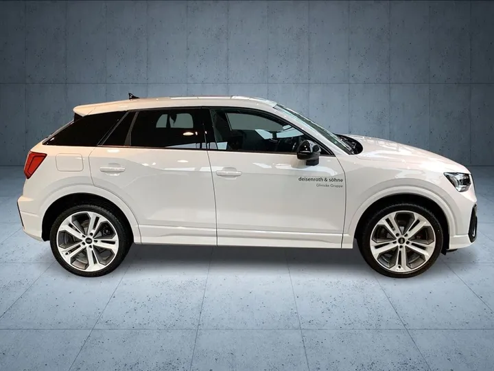 Audi SQ2