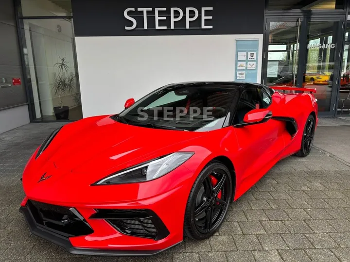 Corvette C8