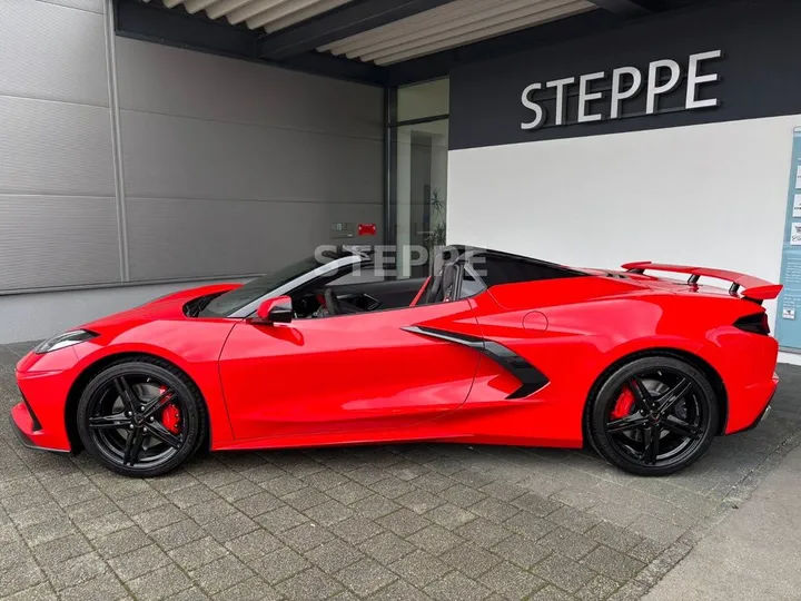 Corvette C8