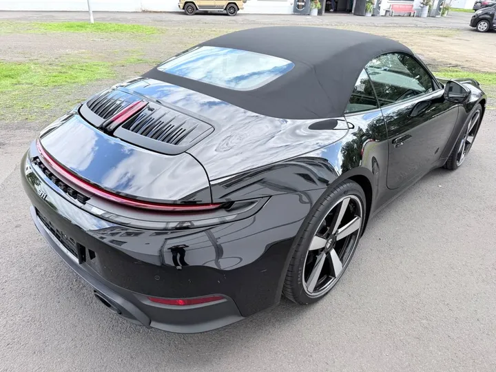 Porsche 992