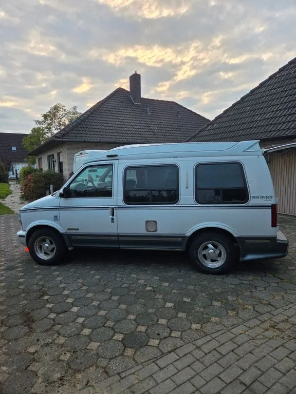 Chevrolet Astro