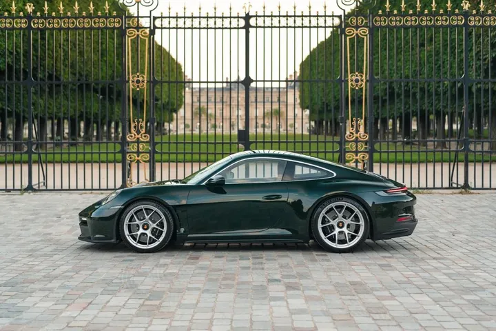 Porsche 992