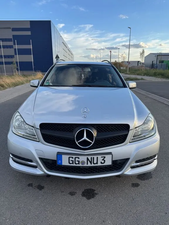Mercedes-Benz C 180