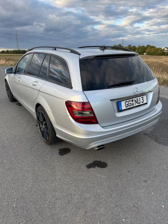 Mercedes-Benz C 180