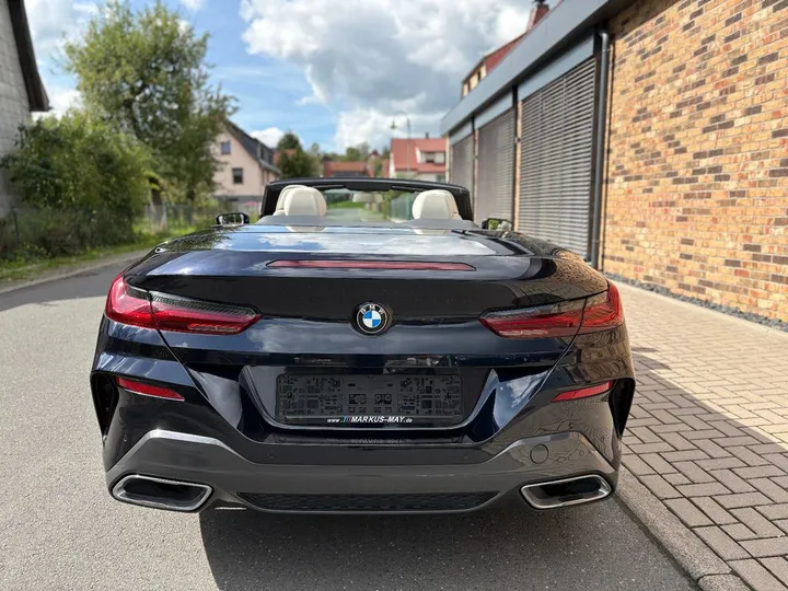 BMW 840
