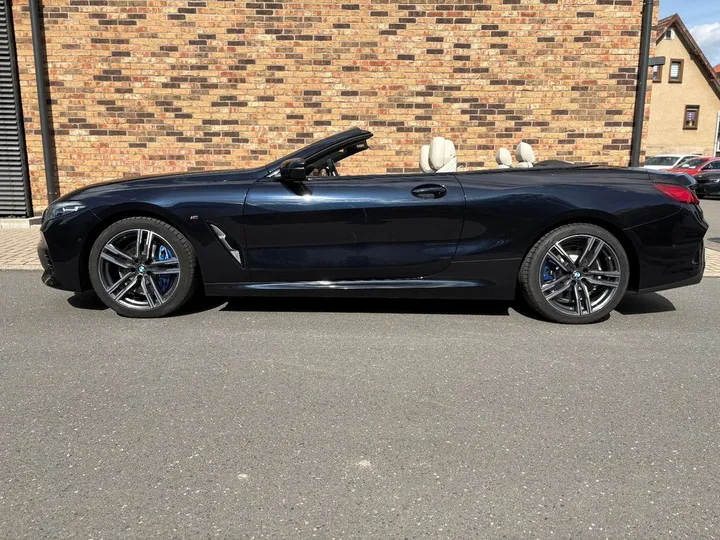 BMW 840