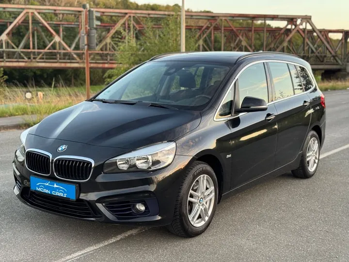 BMW 218
