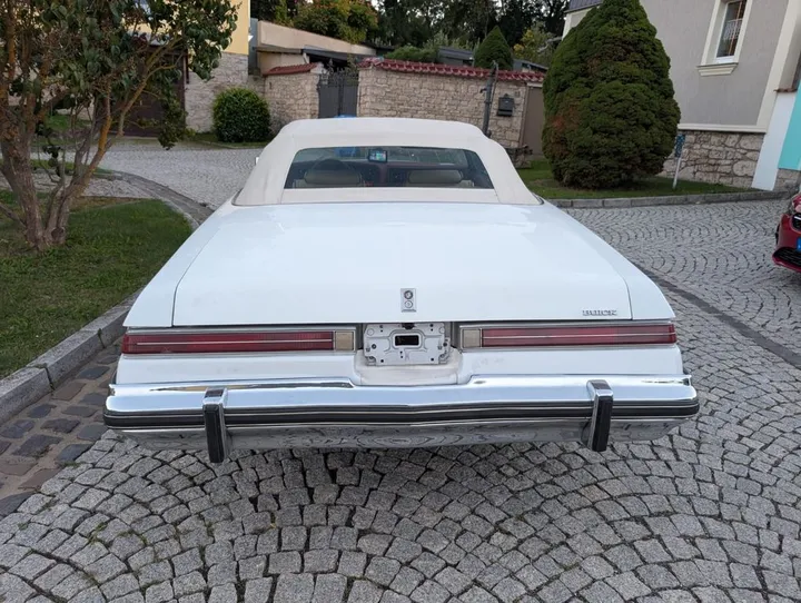 Buick Le Sabre