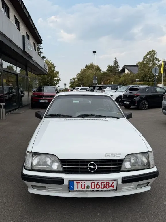 Opel Monza