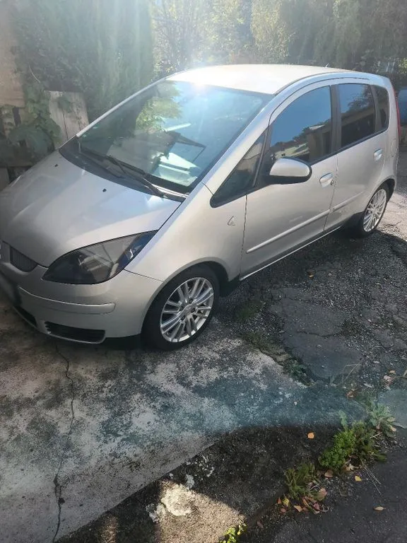 Mitsubishi Colt