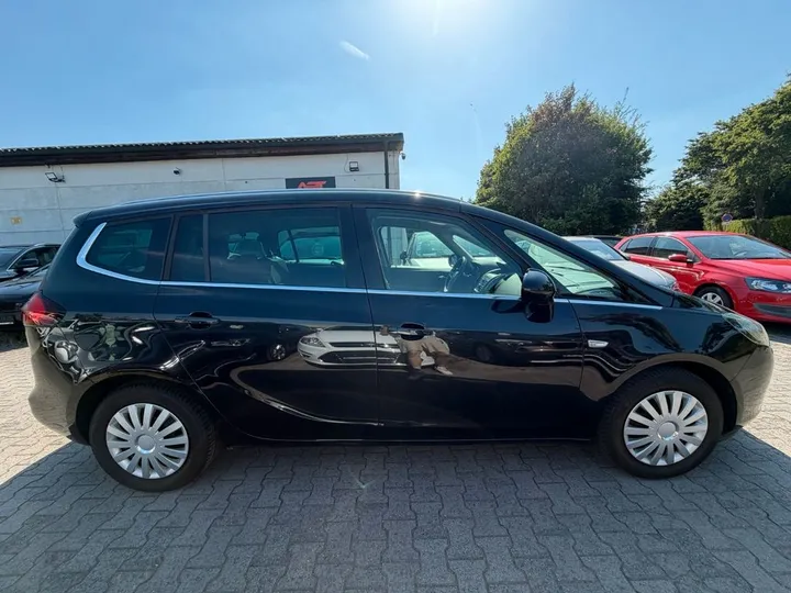 Opel Zafira Tourer