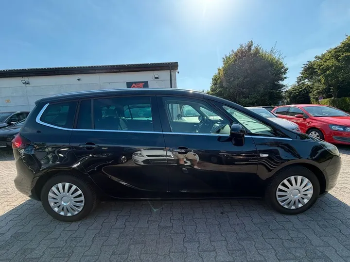 Opel Zafira Tourer