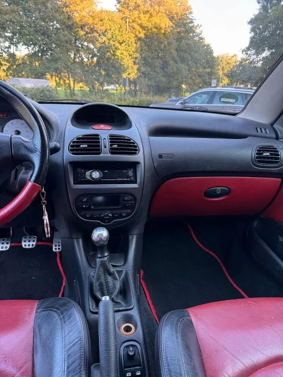 Peugeot 206