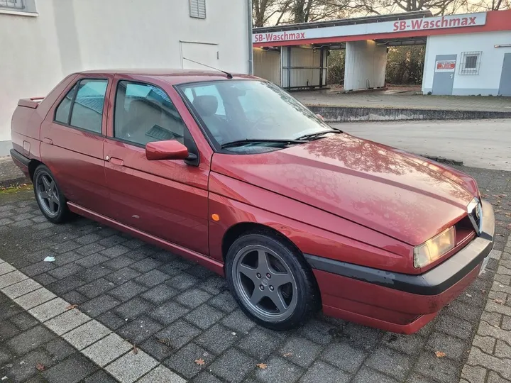 Alfa Romeo 155