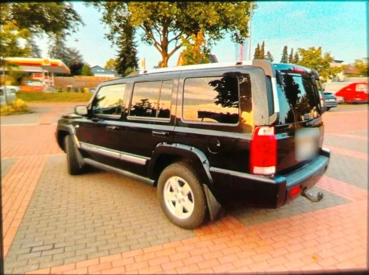 Jeep Commander