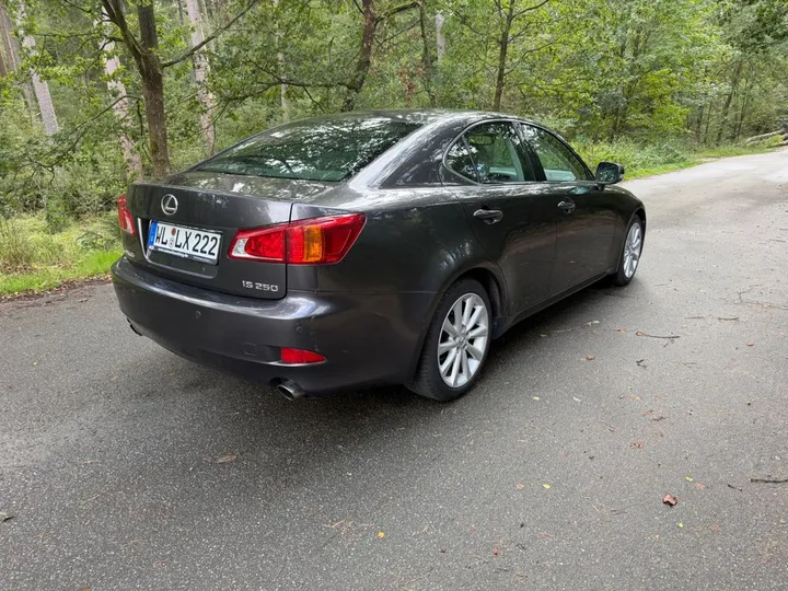 Lexus IS 250