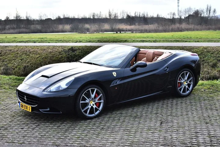 Ferrari California
