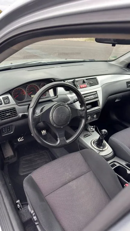 Mitsubishi Lancer