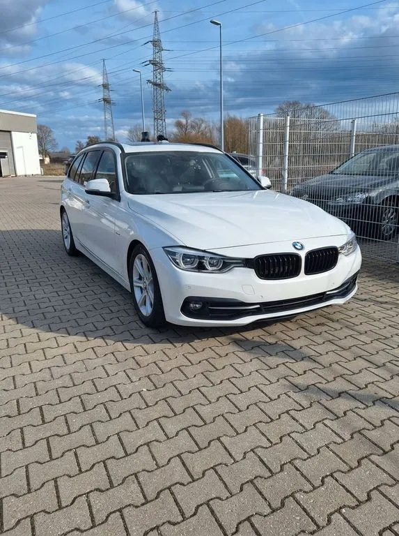 BMW 318