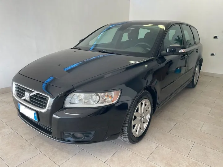 Volvo V50