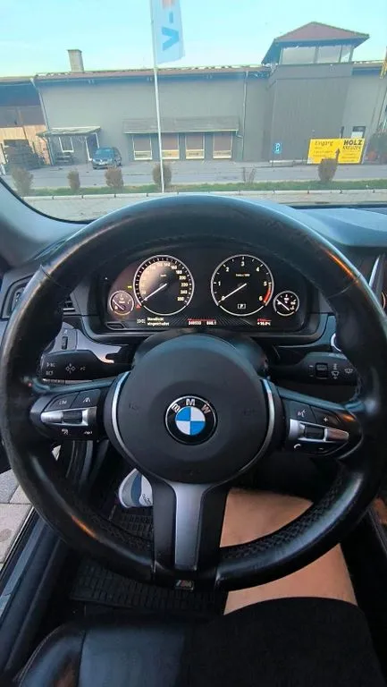 BMW 520