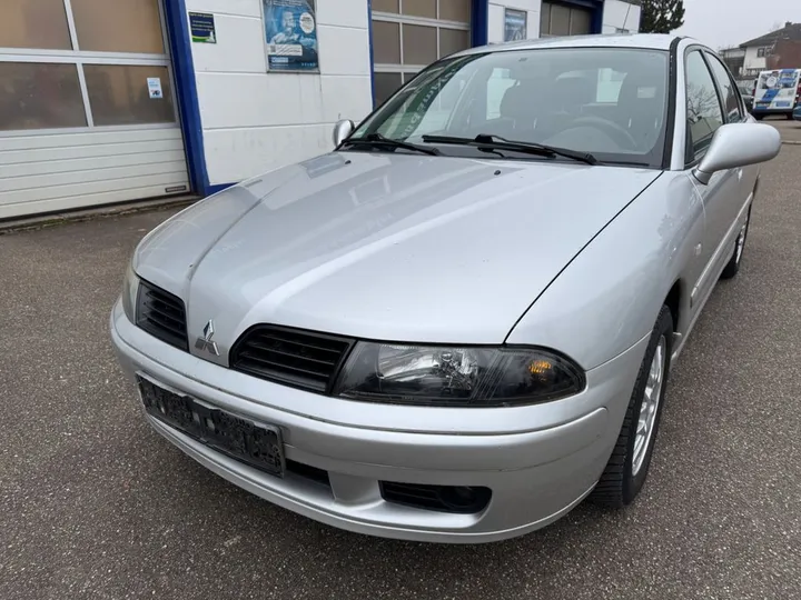 Mitsubishi Carisma