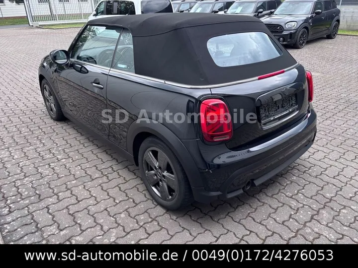 MINI Cooper Cabrio