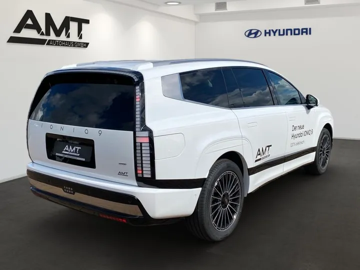 Hyundai IONIQ 9