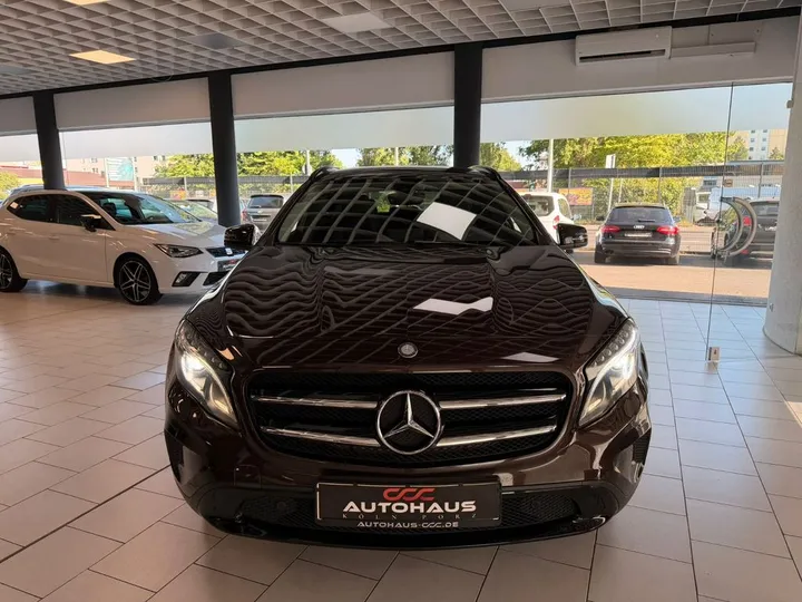 Mercedes-Benz GLA 250