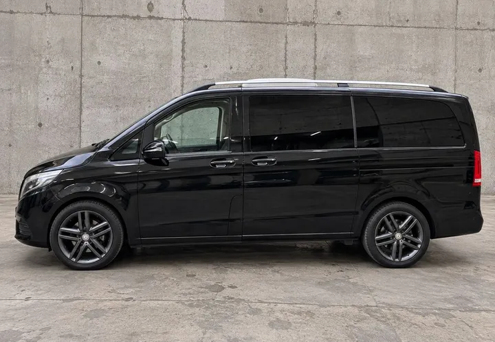 Mercedes-Benz V 250