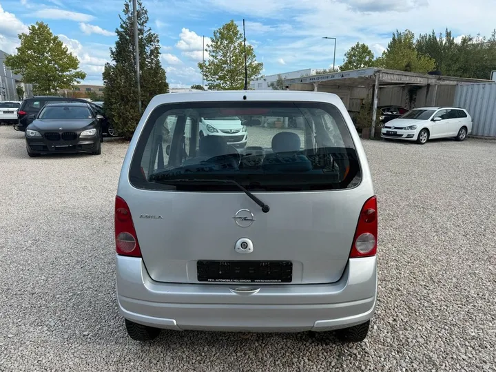 Opel Agila