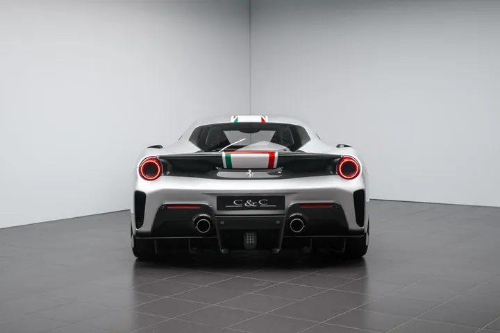 Ferrari 488 Pista