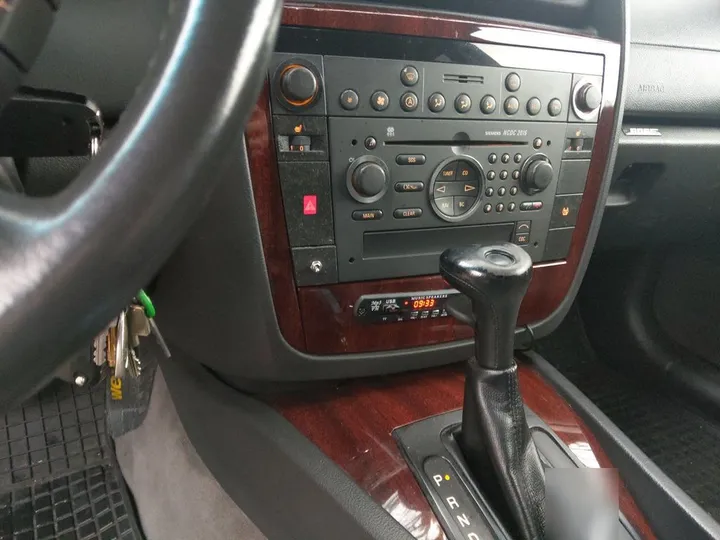 Opel Omega