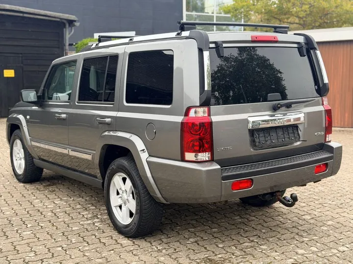 Jeep Commander