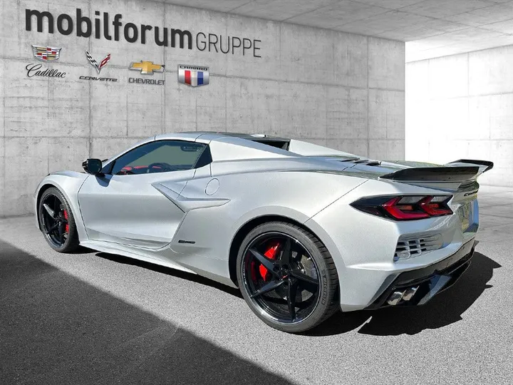 Corvette C8