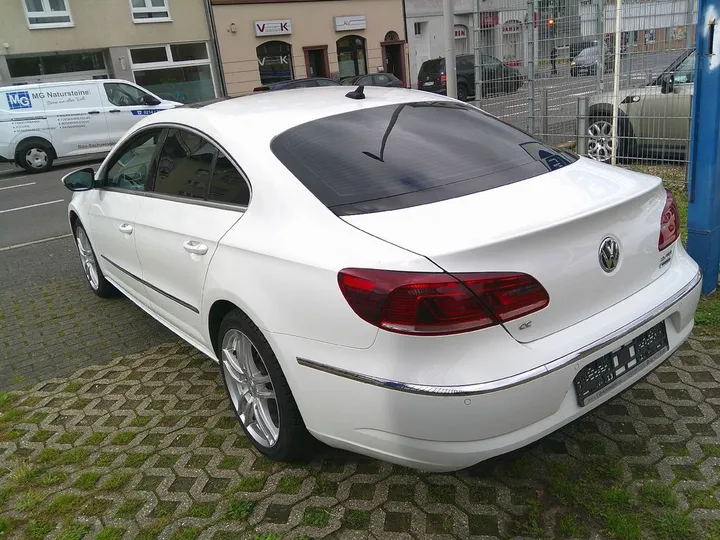 Volkswagen Passat CC