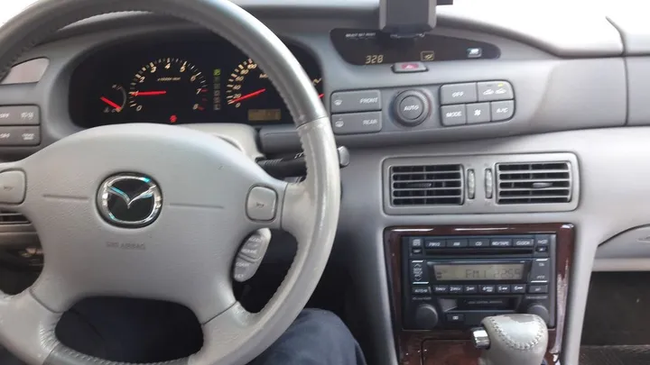 Mazda Xedos