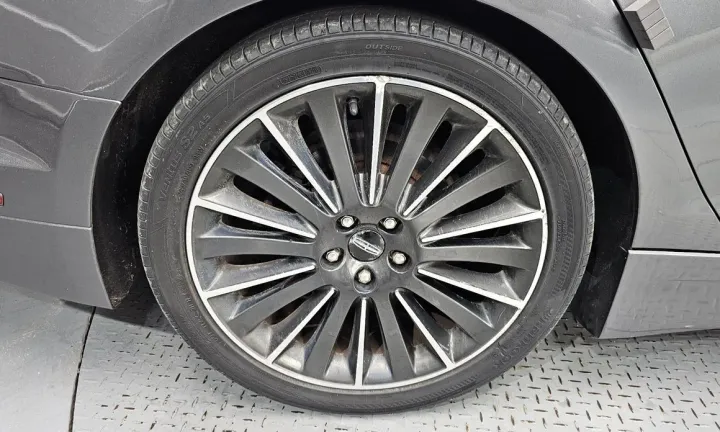 Lincoln MKZ