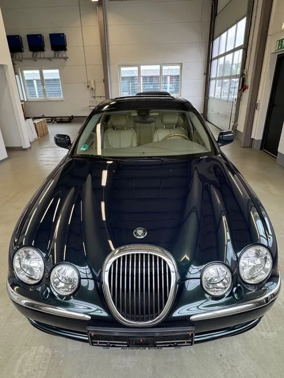 Jaguar S-Type
