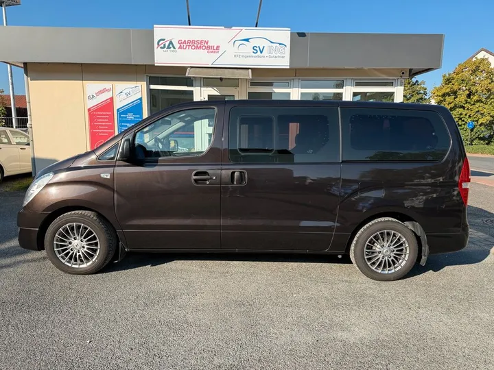 Hyundai H-1