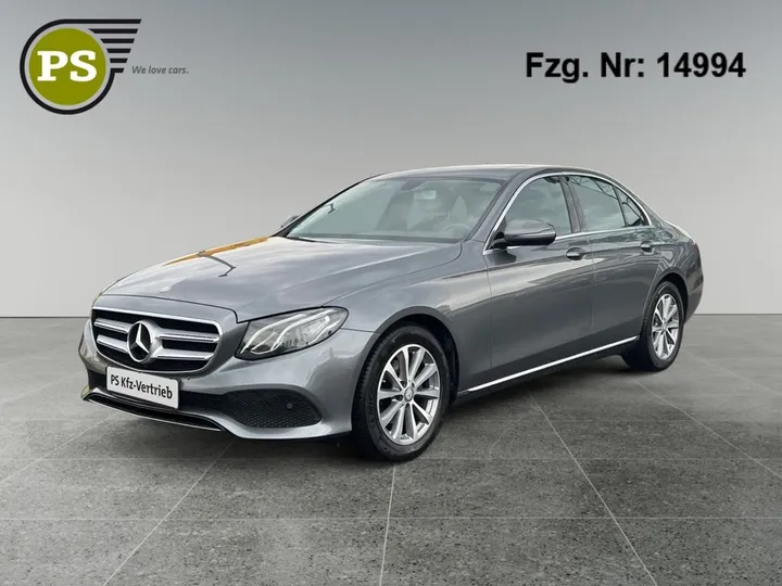 Mercedes-Benz E 200