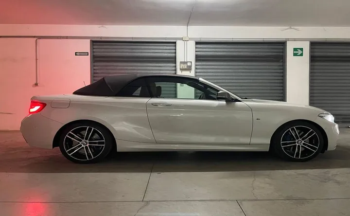 BMW M240i