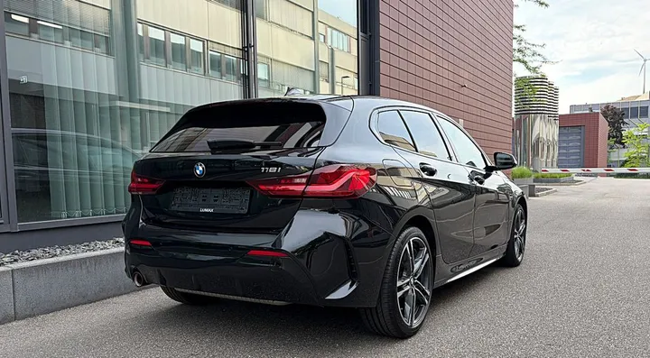 BMW 118