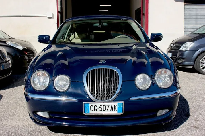 Jaguar S-Type