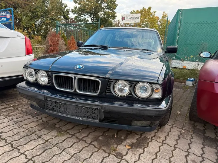 BMW 518