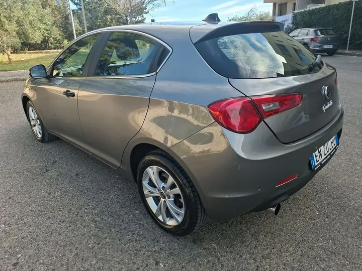 Alfa Romeo Giulietta