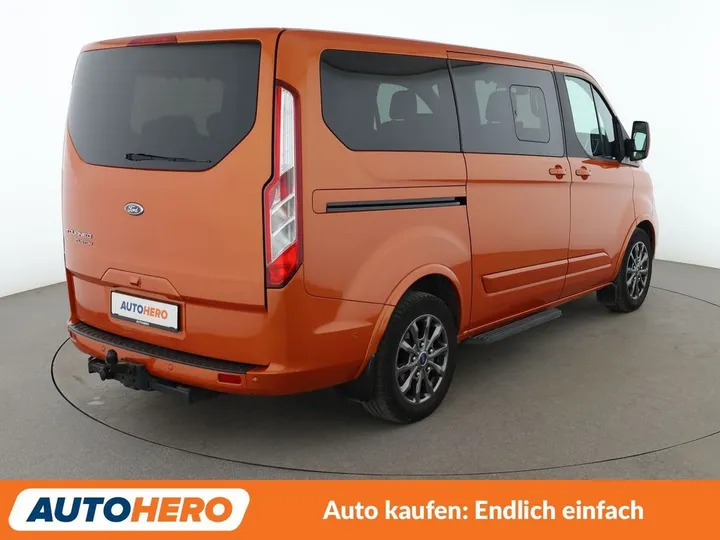 Ford Tourneo Custom