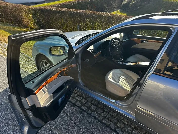 Mercedes-Benz E 280