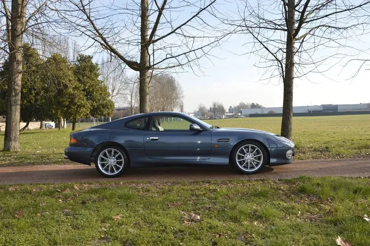 Aston Martin DB